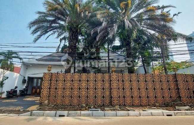 Dijual Rumah Mewah di Menteng Jakarta Pusat Dijual Rumah Mewah di Menteng Jakarta Pusat