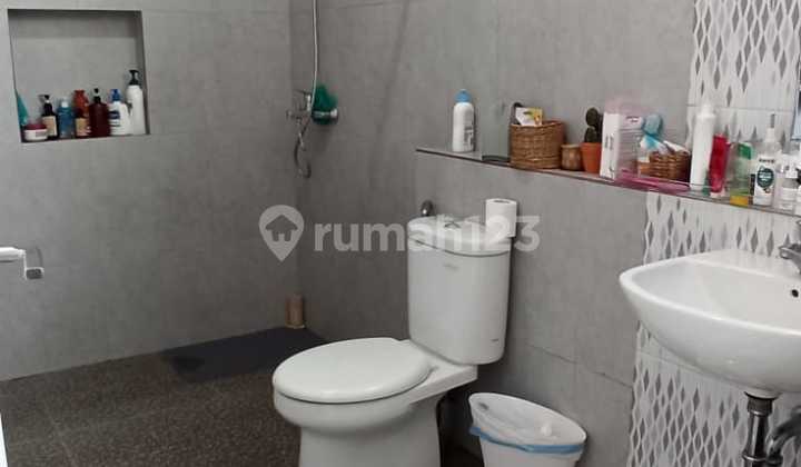 Di Jual Rumah di Senayan DKI Jakarta Lokasi Strategys 2