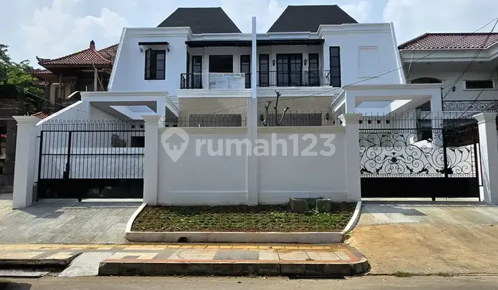 For Sale: Move-In Ready House in Duren Sawit, American Classic Concept