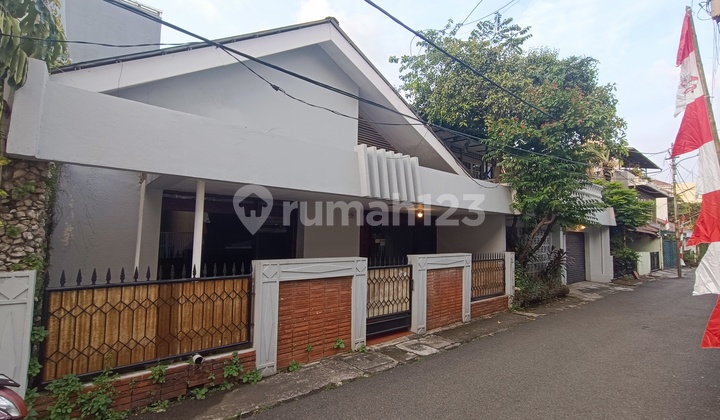 Dijual Rumah Di Patal Senayan Harga Rp. 23,6 Juta Per Meter 