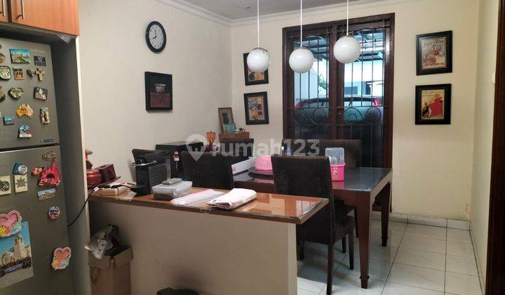 di Jual Rumah di Patal Senayan 2