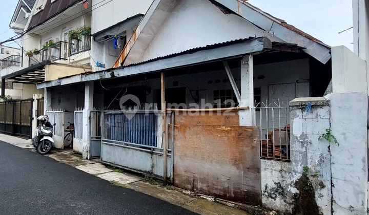 Rumah Harga Hitung Tanah di Senayan Jakarta Selatan