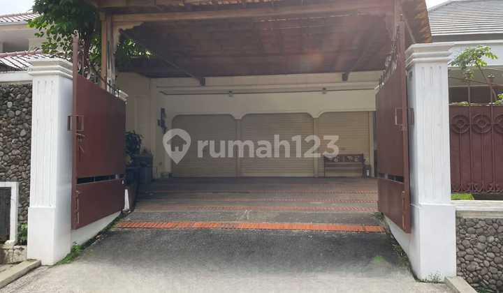Dijual Rumah Lama di Menteng Jakarta Pusat
