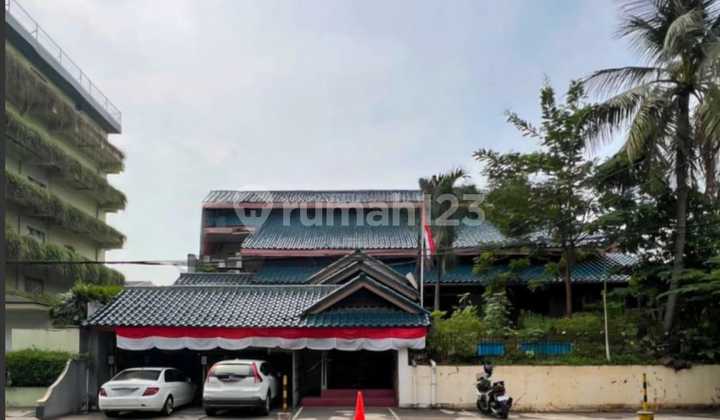 Di Jual Ruang Usaha EX Resto di Patal Senayan Lokasi Strategys Di Jual Ruang Usaha EX Resto di Patal Senayan Lokasi Strategys