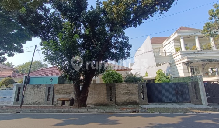 For Rent House in Menteng, Jl Kusuma Atmaja, Strategic Location