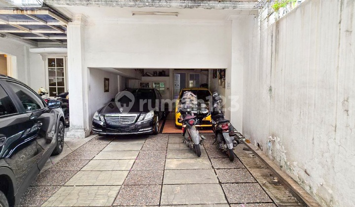 For Sale House in Menteng Central Jakarta Jl. Pasuruan 2