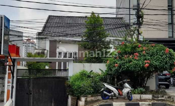 Di Jual Rumah 2 Lantai Siap Huni di Kebayoran Baru Jakarta Selatan