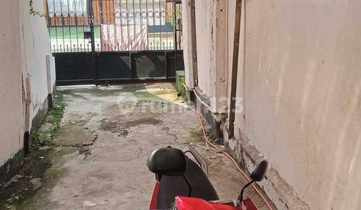 For Sale Old House in Senen by the Main Road Suitable for Business 2