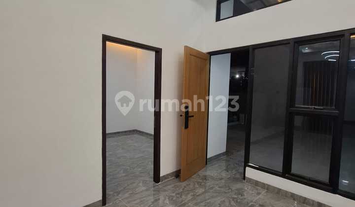 Beautiful Ready-to-Live-in House for Sale in Taman Harapan Baru 2