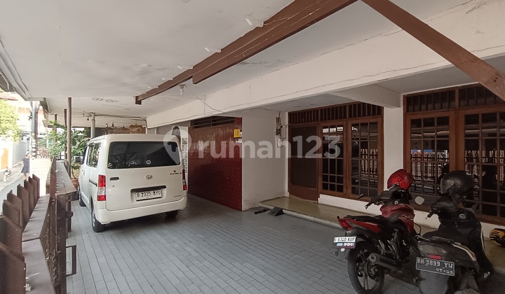 For Sale: Land-Priced House in Grogol Muwardi, Suitable for Boarding House 2