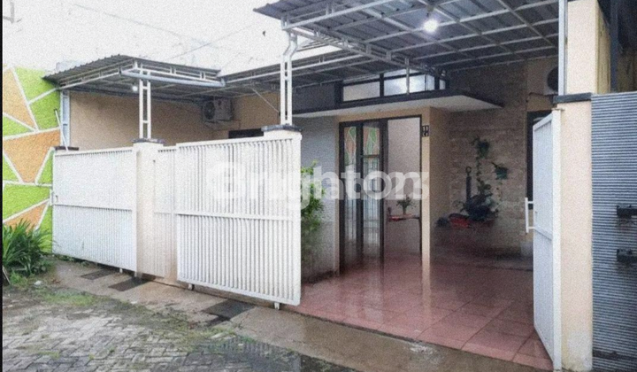 Kutisari minimalis bukan kampung 1