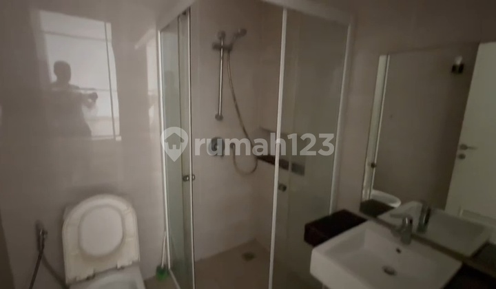 Rumah 2 Lantai Siap Huni Di Green Lake City 2