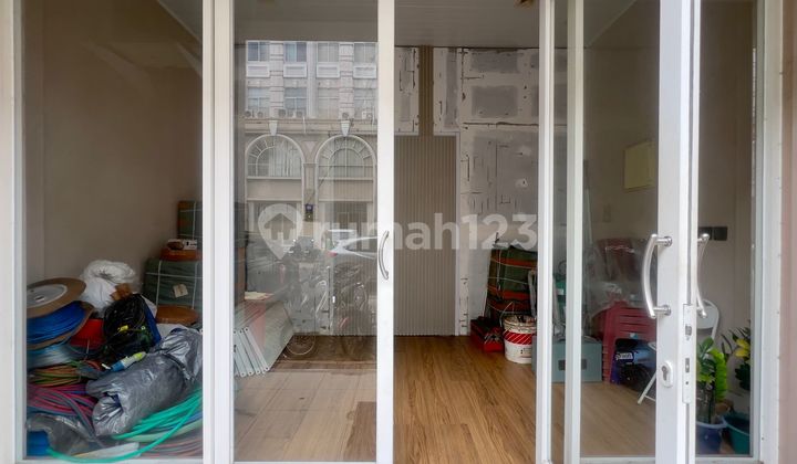 Semi-Furnished 4.5-Storey Shop House in Green Lake City Semi-Furnished 4.5-Storey Shop House in Green Lake City