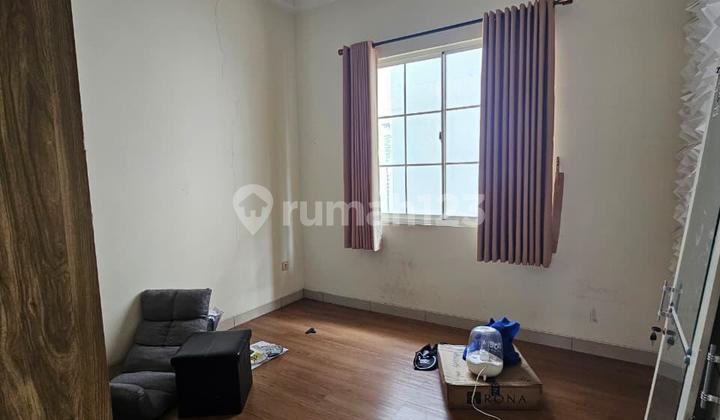 Dijual Rumah 2 Lantai Semi Furnished Di Green Lake City Jakarta Barat 2