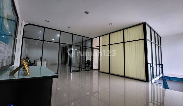 Gudang Kantor Dua Lantai Lokasi Terbaik Jakarta Barat 3