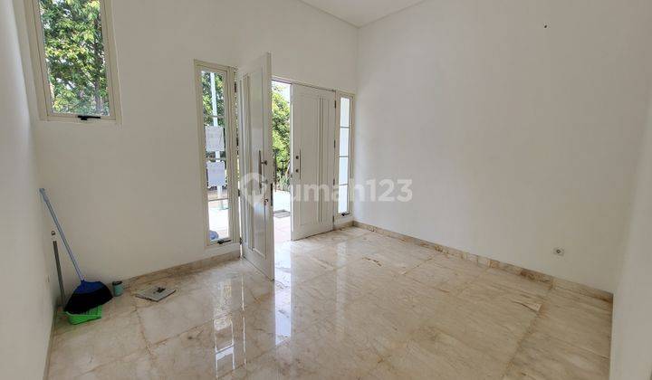 Rumah Crown Golf 8x23 Pantai Indah Kapuk 2