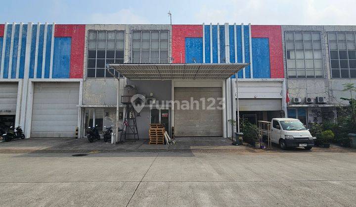 Gudang Sedayu Bizpark Daan Mogot Tiga Lantai Bagus