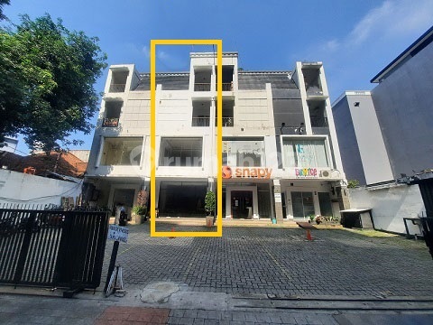Disewakan Ruko 4 lantai di Bulungan  Blok M, Kebayoran Baru