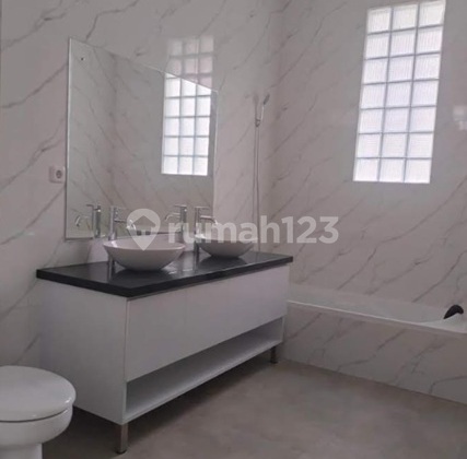 For Rent House, Area 500m2 in Kemang Dalam 2