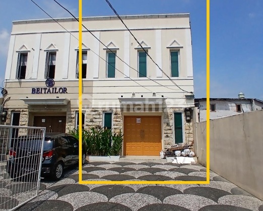 For Rent: 2.5-Story Shop House, 200m² Area in Pengadegan, Pancoran For Rent: 2.5-Story Shop House, 200m² Area in Pengadegan, Pancoran