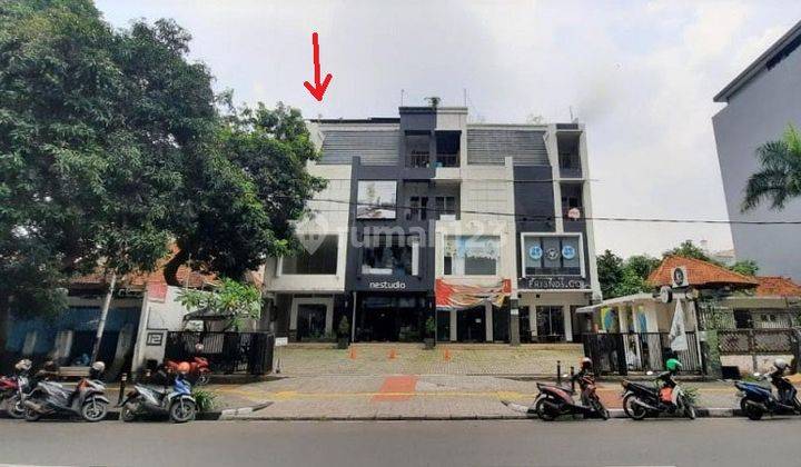  Disewakan Ruko Per Lantai, Tersedia Lantai Dasar , Luas 82m2 di Bulungan, Blok M  1