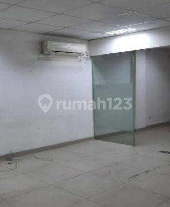 Disewakan Ruko 4,5 Lantai, Luas 371m2 di Warung Buncit Raya , Jakarta Selatan  2