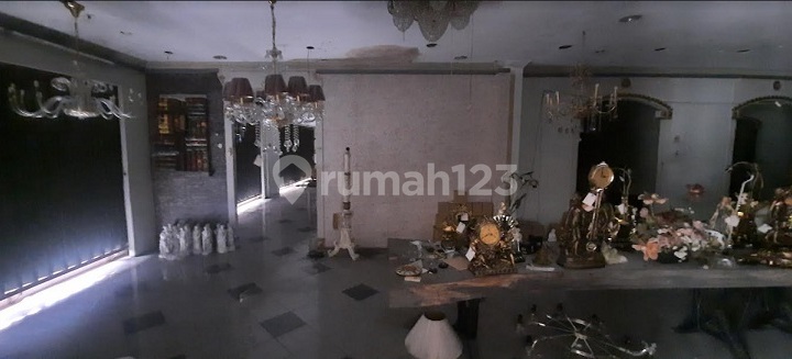 Disewakan Bangunan Komersial, 2 Lantai ,luas 1800m2 di Ciputat Raya, Jakarta Selatan  4