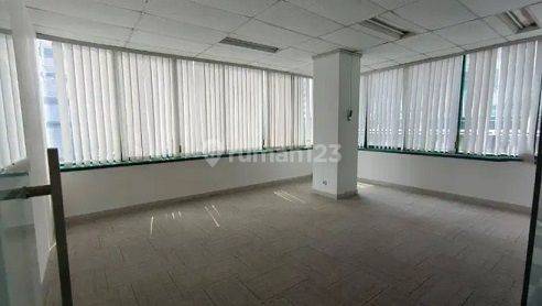 Disewakan Unit Kantor , Luas 250m2 di Gedung Rifa, Satrio  2