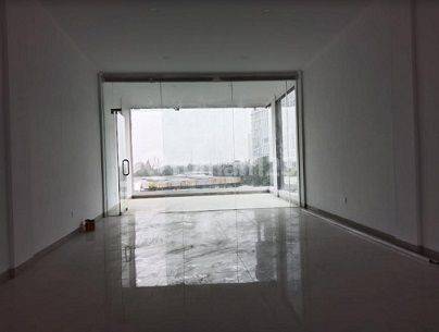 Disewakan Mini Building 4 Lantai di Utan Kayu Raya  3