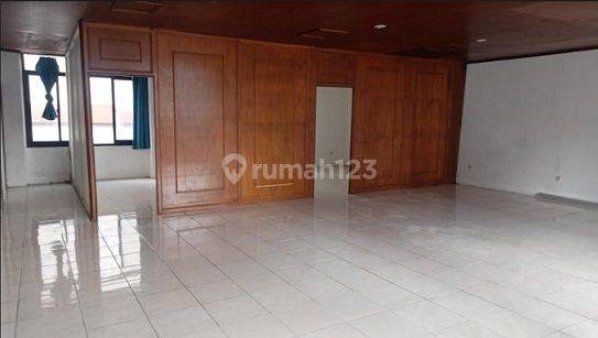 Disewakan Per Lantai, Hanya Tersedia di Lantai 3 , Luas 120m2 di Sabang, Agus Salim  3