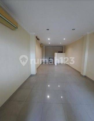 Disewakan Ruko 2 Lantai, Luas 144m2 di Condet Raya , Balekambang 2