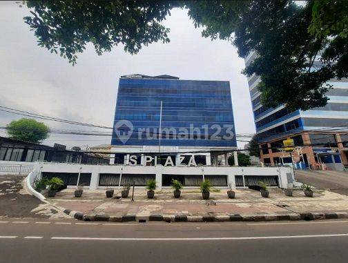 Disewakan Ruang Kantor , Luas 840m2 di Is Plaza, Pramuka Jakarta Timur 1