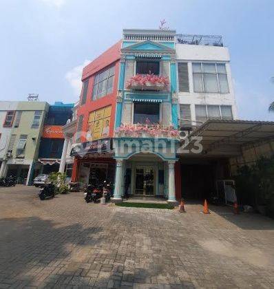 Dijual Ruko 3,5 Lantai , Luas 243m2 di Bintaro , Tangerang Selatan  2