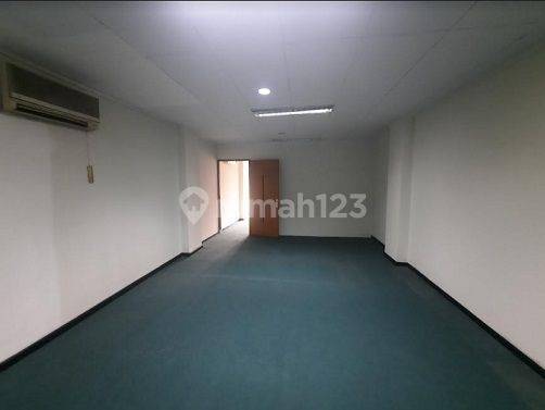 Disewakan Office Space ,luas 70m2 di Wisma Abadi, Cideng  2