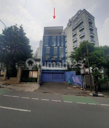 Dijual Gedung, Luas 600m2 di Kapt.tendean, 1