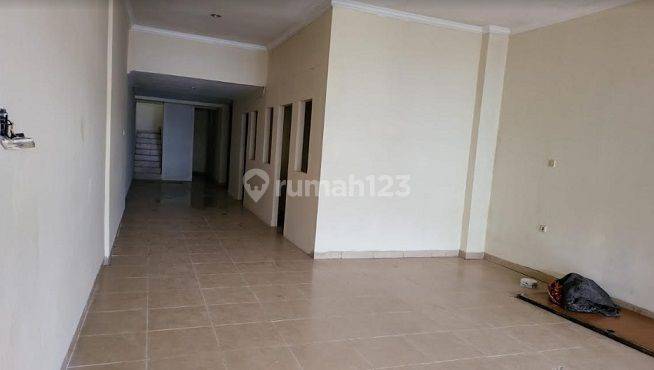 Dijual Ruko 3 Lantai, Luas 300m2 di Cinere Raya, Depok 2