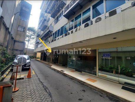 Disewakan Area Retail , Luas 68m2 di Mth Square, Cawang 2