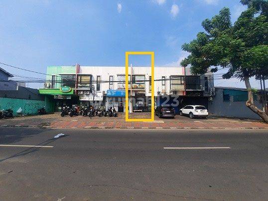 Disewakan Ruko 2 Lantai, Luas 135m2 di Pondok Kopi, Jakarta Timur  1