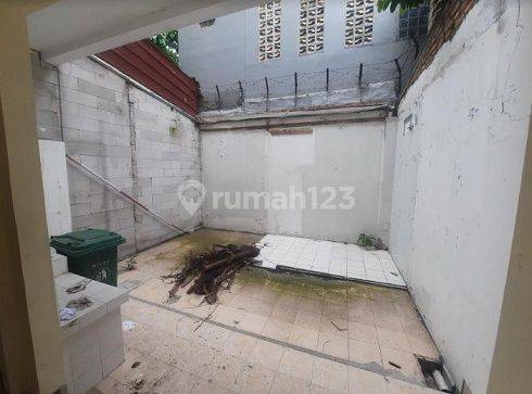 Disewakan Ruko 3,5 Lantai di Rawamangun, Jakarta Timur 2