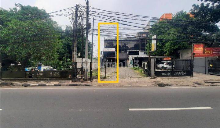 Sewa Ruko,3,5 Lantai, Luas 155m2 di Jl. Raya Pasar Minggu 1