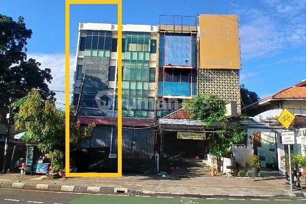 For Rent: 4-Storey Shop House Near Tebet Station 1