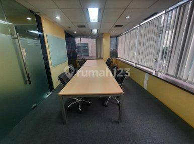 Disewakan Kantor, Furnished, Luas 100m2 di Graha Anugrah, Teluk Betung  2