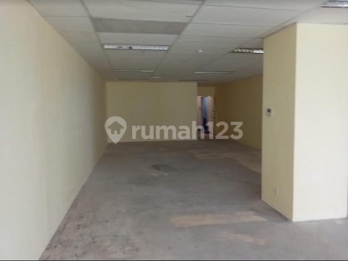For Rent Office Space, 185m2 Area in Wisma Staco, Casablanca