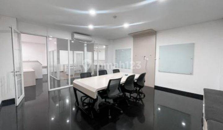 Disewakan Kantor, Semi Furnished, Luas 139m2 di Deplu Raya, Bintaro  2