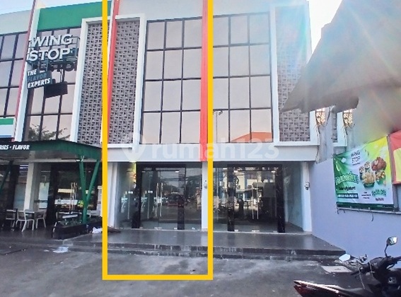 For Rent 3-Story Shophouse, on Jatiwaringin Raya, Pondok Gede 2