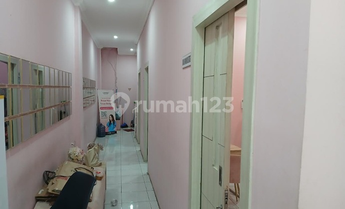 For Rent: 4.5-story shop house, 275m2 area in Pasar Minggu, Duren Tiga 2