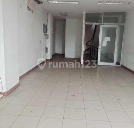 For Rent 4-Storey Shophouse on Buncit Raya, South Jakarta 2