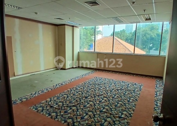 For Rent Office, area 75m2 on Jl. Kemang 1, South Jakarta