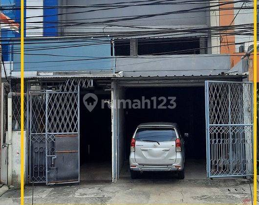 Dijual bangunan 3 Lantai, Luas 600m2 di Bendungan Hilir Jakarta Pusat 1