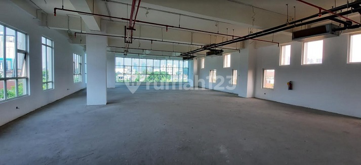 For Rent Retail Space, 490m2 Area for Karaoke, Billiard Restaurant in West Tebet
